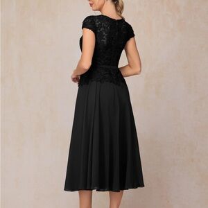 Elegant Black Lace Midi Dress